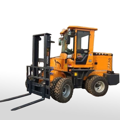 五噸越野叉車與四驅(qū)叉車生產(chǎn)廠及租賃服務(wù)全解析